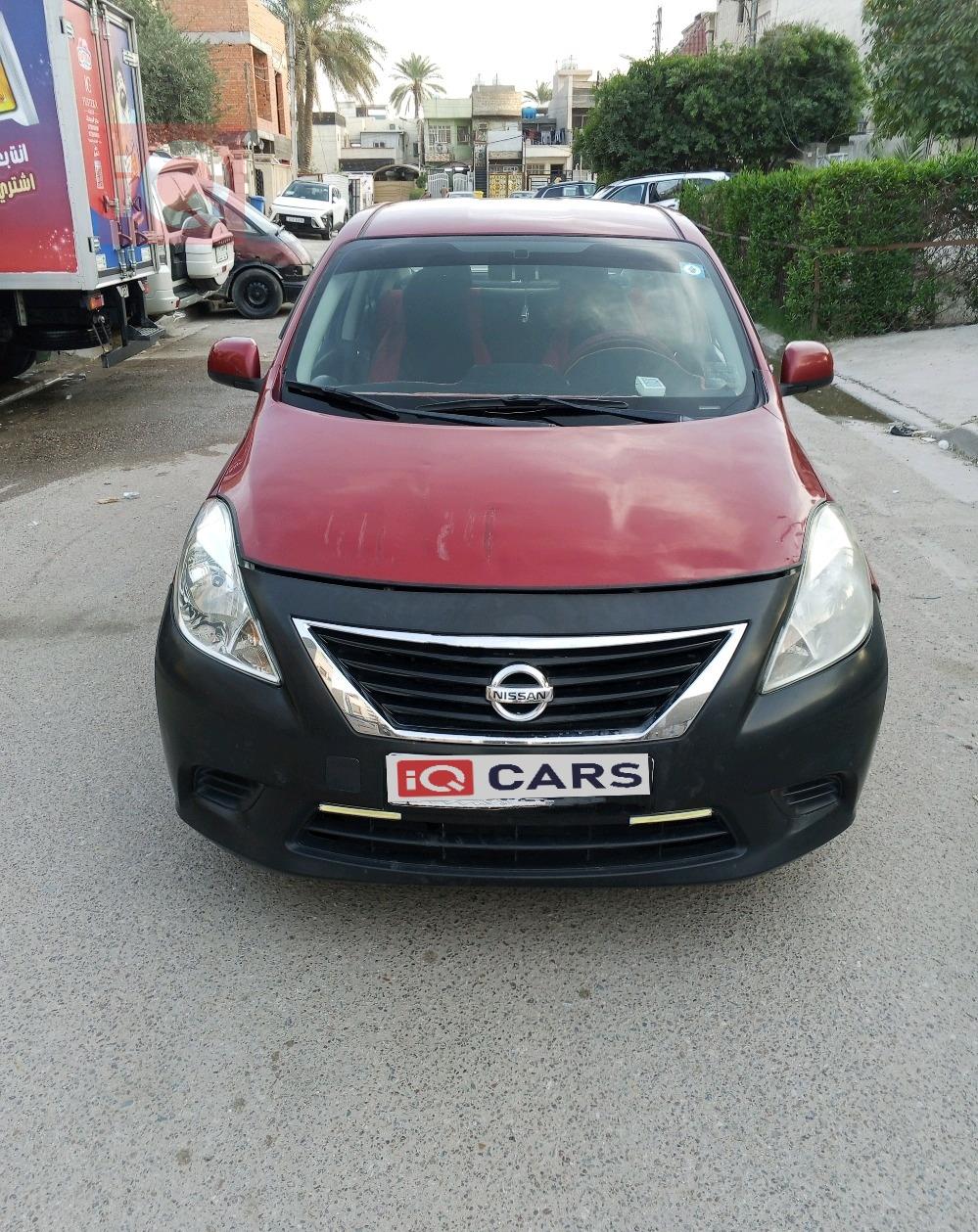 نيسان فيرسا